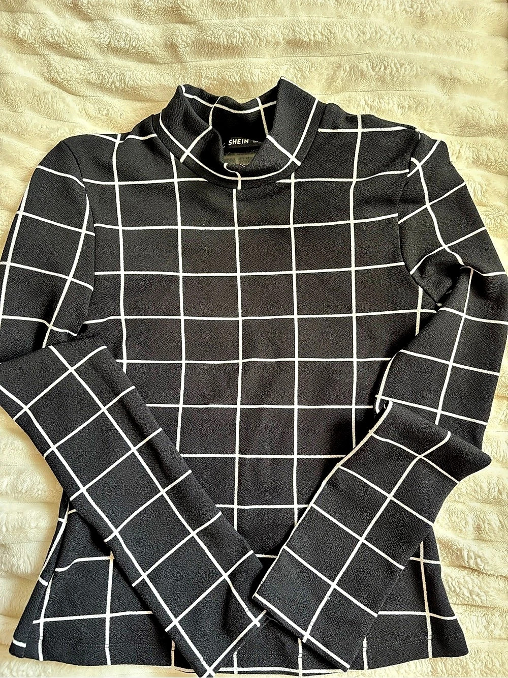 SHEIN Black Grid Mock Neck Long Sleeve Top with White Windowpane White